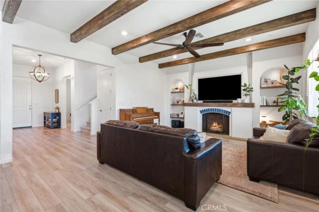 588 Overstone Avenue, Madera, CA 93636