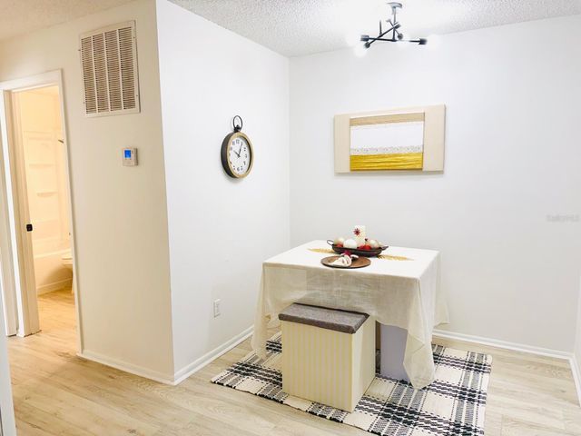 216 AFTON SQUARE 202, Altamonte Springs, FL 32714