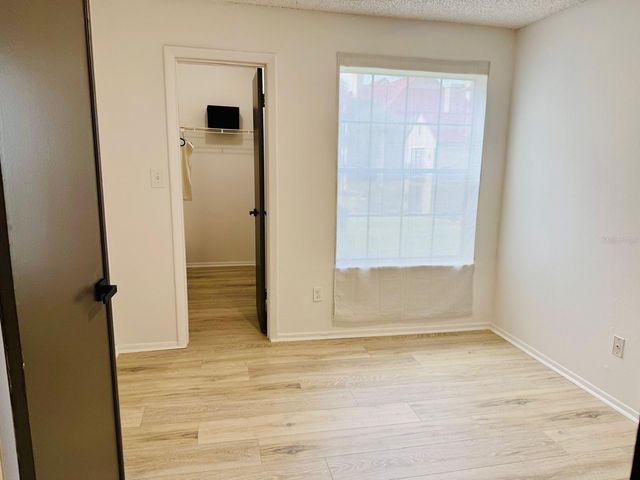 216 AFTON SQUARE 202, Altamonte Springs, FL 32714