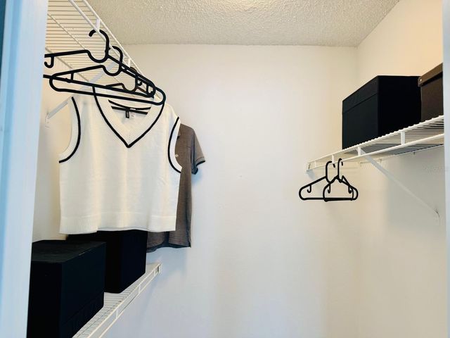 216 AFTON SQUARE 202, Altamonte Springs, FL 32714