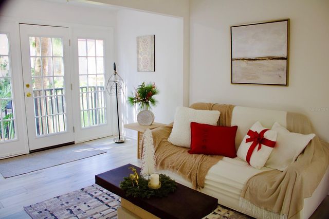 216 AFTON SQUARE 202, Altamonte Springs, FL 32714