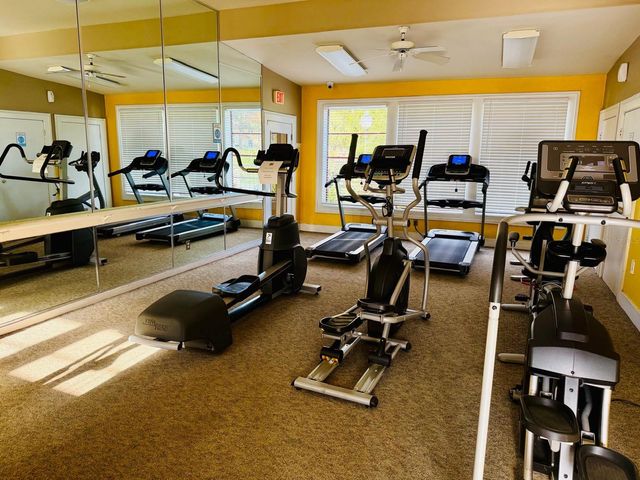 216 AFTON SQUARE 202, Altamonte Springs, FL 32714