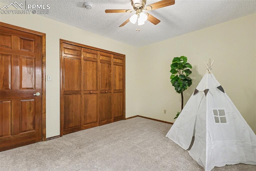 Image 24 of property listing at 1060 Pleasant View Lane, Colorado Springs, CO 80921