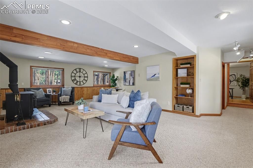 Image 33 of property listing at 1060 Pleasant View Lane, Colorado Springs, CO 80921