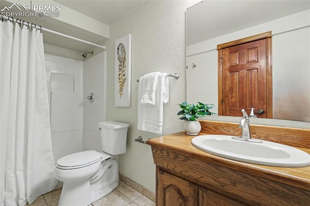 Image 37 of property listing at 1060 Pleasant View Lane, Colorado Springs, CO 80921