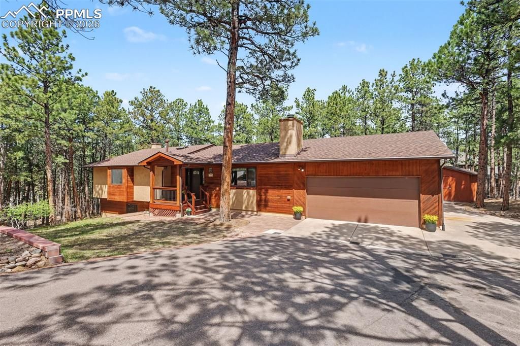 Image 42 of property listing at 1060 Pleasant View Lane, Colorado Springs, CO 80921