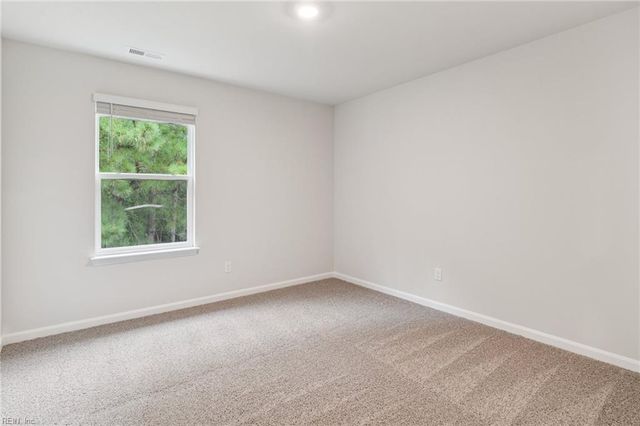 2140 Brians LN, Suffolk, VA 23434