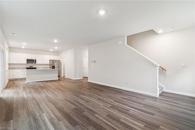 2140 Brians LN, Suffolk, VA 23434