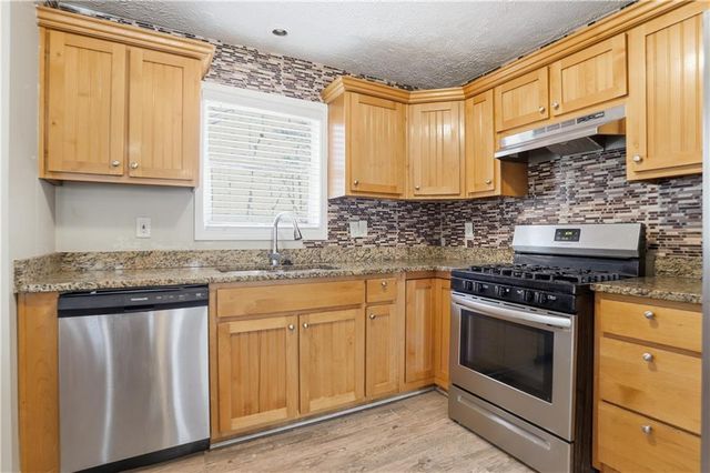 2705 Timber Valley Drive, Douglasville, GA 30135