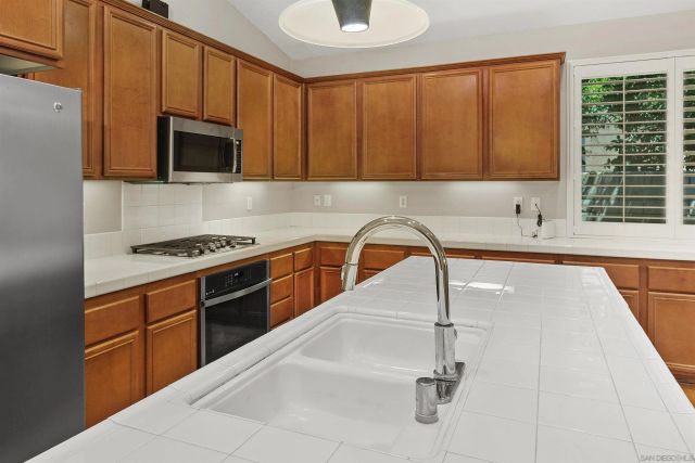 29092 Meandering Circle, Menifee, CA 92584