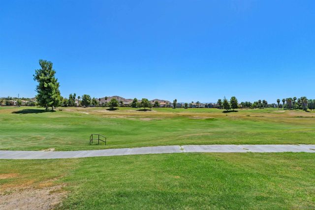 29092 Meandering Circle, Menifee, CA 92584