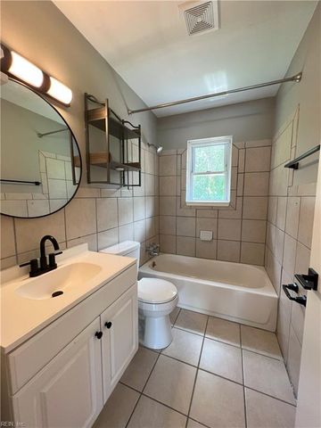 415 West LN A, Virginia Beach, VA 23451