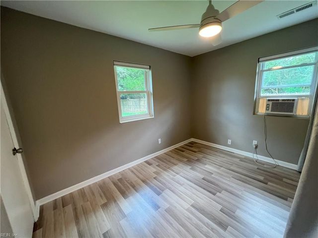 415 West LN A, Virginia Beach, VA 23451