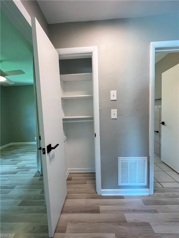 415 West LN A, Virginia Beach, VA 23451