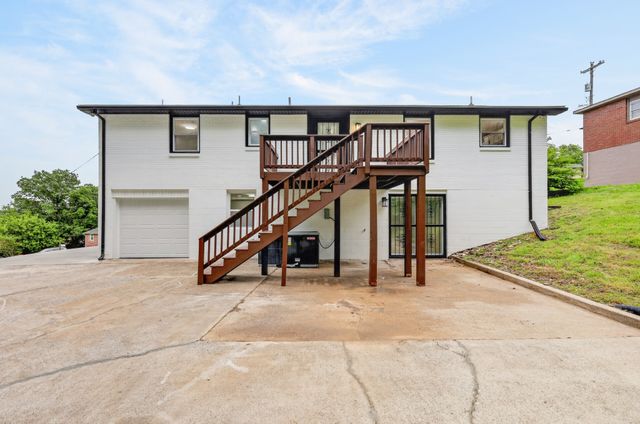 4079 Fairmeade Dr, Nashville, TN 37218