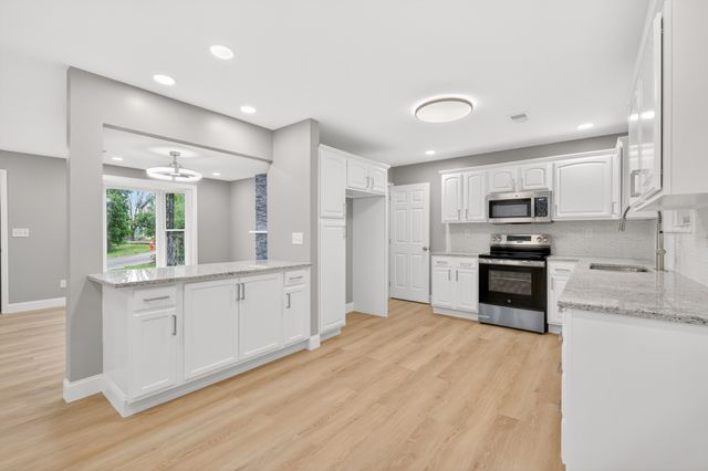 4079 Fairmeade Dr, Nashville, TN 37218