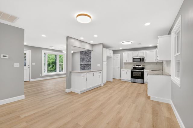 4079 Fairmeade Dr, Nashville, TN 37218