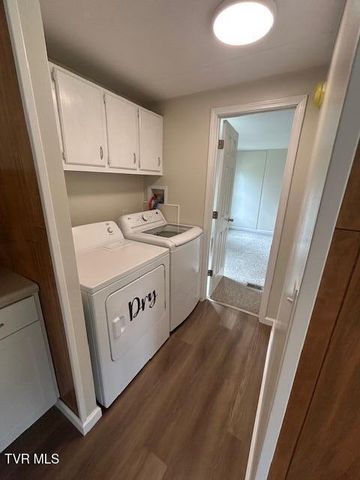 140 Midway Circle, Midway, TN 37809