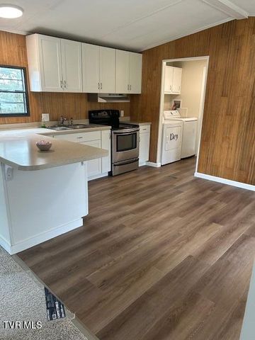 140 Midway Circle, Midway, TN 37809