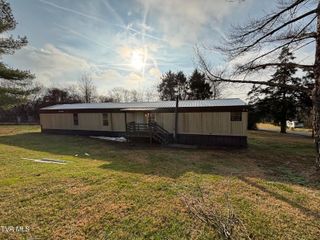 140 Midway Circle, Midway, TN 37809