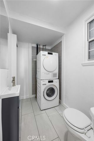 1303 N Beverly Glen Boulevard, Los Angeles, CA 90077