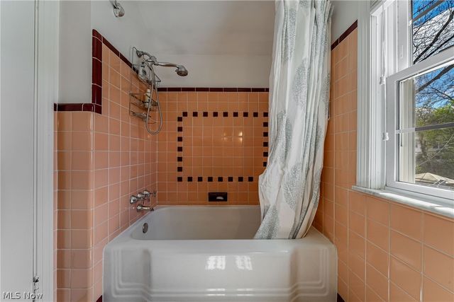 22350 Westchester Road, Shaker Heights, OH 44122