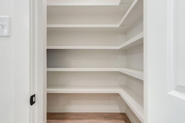 705 E 18th Street, Wolfforth, TX 79382