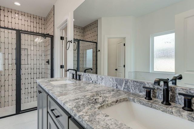 705 E 18th Street, Wolfforth, TX 79382