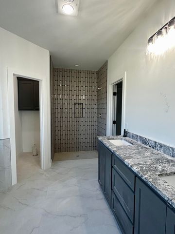 705 E 18th Street, Wolfforth, TX 79382