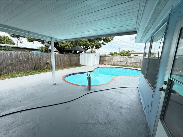 4233 DARLINGTON ROAD, Holiday, FL 34691