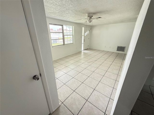 4233 DARLINGTON ROAD, Holiday, FL 34691