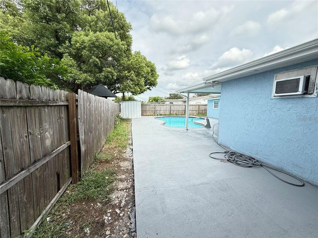 4233 DARLINGTON ROAD, Holiday, FL 34691