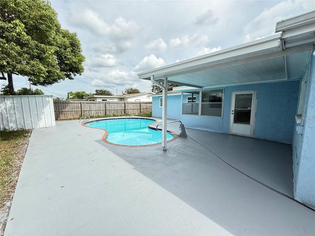 4233 DARLINGTON ROAD, Holiday, FL 34691