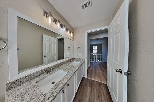 16923 Poplar Hill Street, Houston, TX 77095