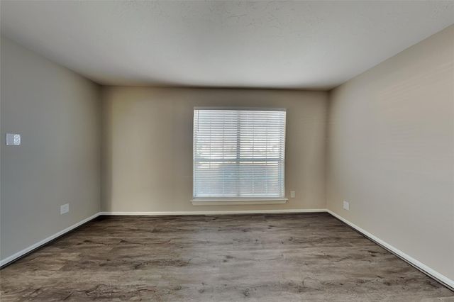 16923 Poplar Hill Street, Houston, TX 77095