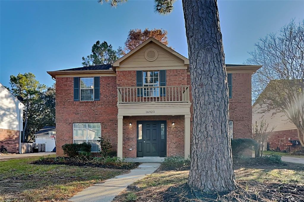 16923 Poplar Hill Street, Houston, TX 77095