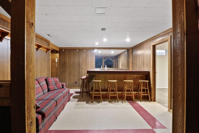 1608 Sunnyslope Drive, Crown Point, IN 46307