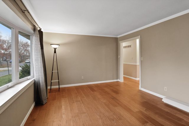 1608 Sunnyslope Drive, Crown Point, IN 46307