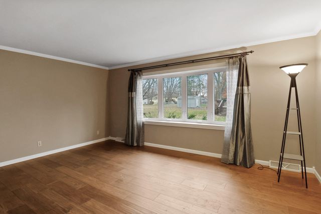 1608 Sunnyslope Drive, Crown Point, IN 46307