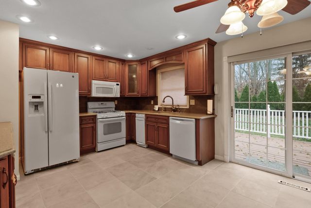 1608 Sunnyslope Drive, Crown Point, IN 46307