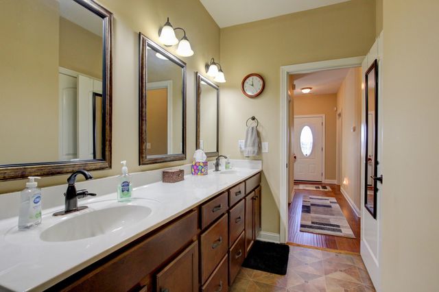 455 Needmore Rd Ste 2, Clarksville, TN 37040