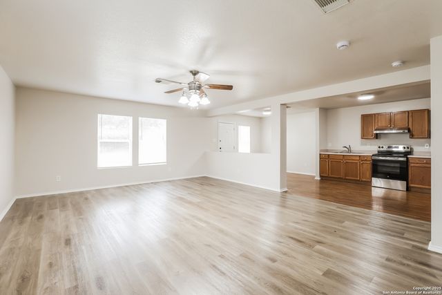 2831 Amber Morning, San Antonio, TX 78245