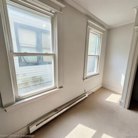 4447 Baldwin Street, Detroit, MI 48214