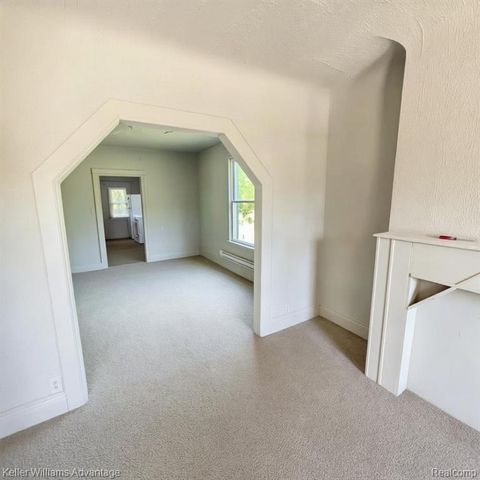 4447 Baldwin Street, Detroit, MI 48214