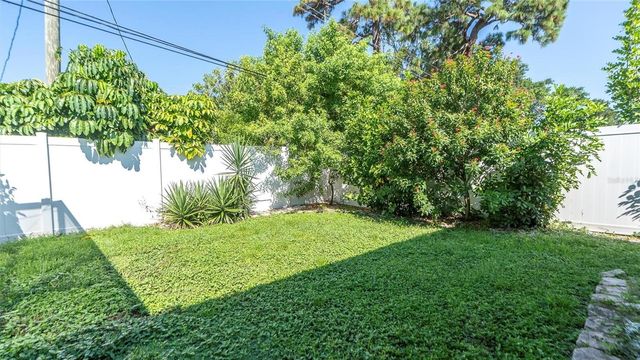8272 127TH STREET, Seminole, FL 33776