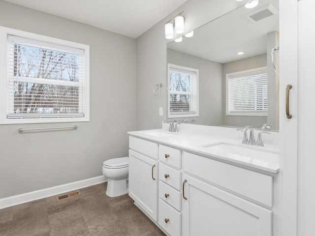 200 Franklin Avenue W, Delano, MN 55328