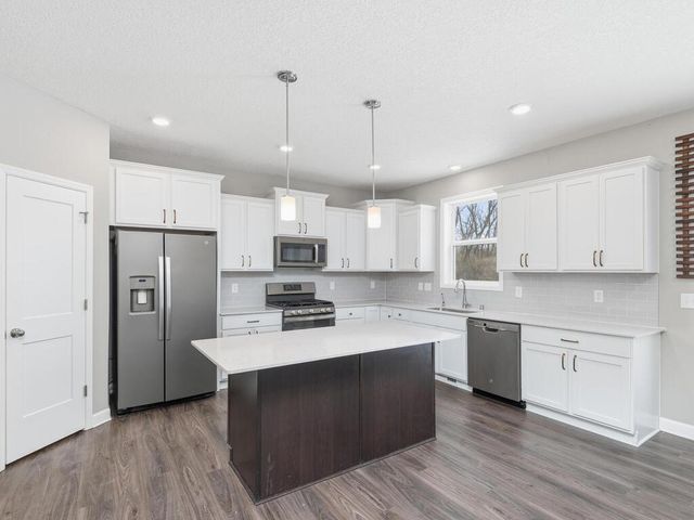 200 Franklin Avenue W, Delano, MN 55328