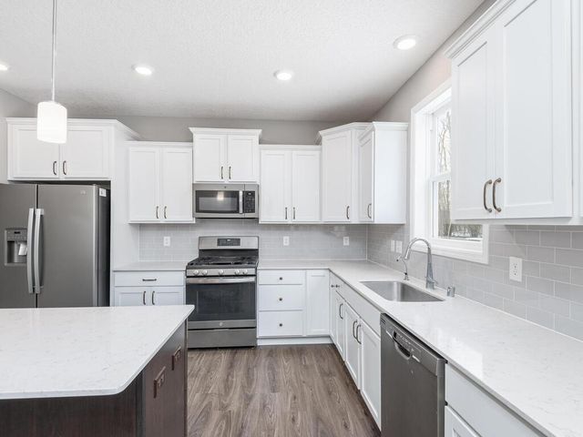 200 Franklin Avenue W, Delano, MN 55328