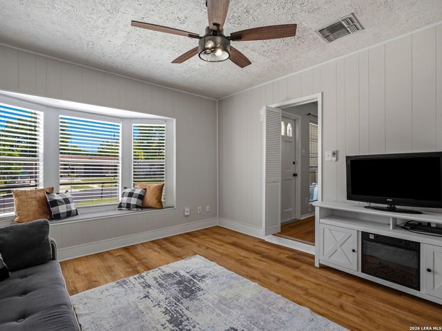 774 Clearview Drive, San Antonio, TX 78228