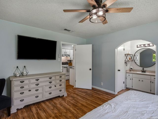 774 Clearview Drive, San Antonio, TX 78228
